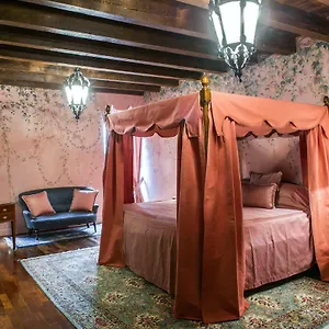 Casa Borsari , Verona Italy